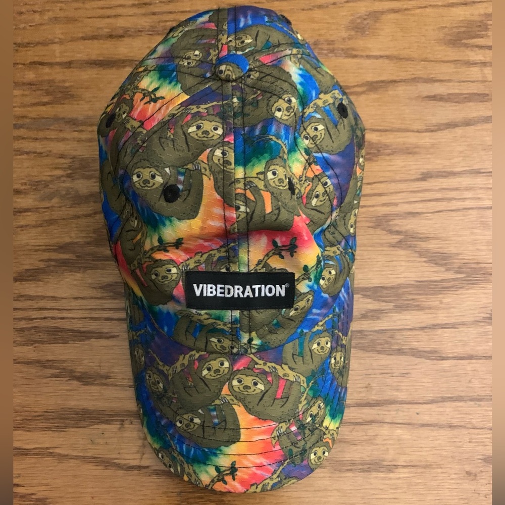 VIBEDRATION Sloth Hat - Picture 7 of 8